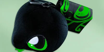 Razerのマスコット「Sneki Snek」をデザインにした収納型トートバッグ