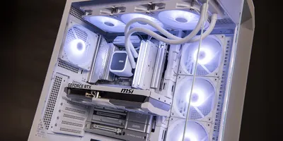 進化したMSIの裏面コネクターマザー&対応パーツたち！“ケーブルを見せない”を追求したら自作PCはこ...