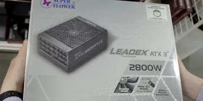 AC200V環境必須の定格2800W電源ユニットが店頭デビュー