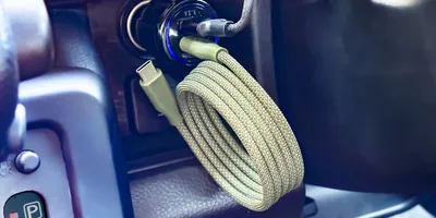 秋冬のお出かけのお供に。ドライブが快適になるアイテム3選