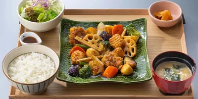 【2025年12月最新】外食チェーン 新商品・新メニューまとめ！松屋・すき家・松のや・やよい軒・なか...