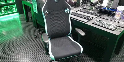 Razer製ゲーミングチェア「Iskur V2 X」の『ゼンゼロ』星見雅コラボモデル、TSUKUMO...
