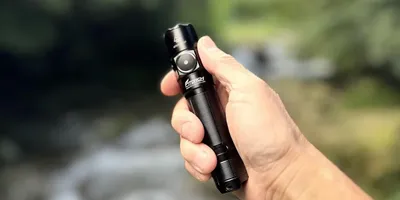 車のハイビームを超える照射範囲とスマホの10倍以上の明るさ。懐中電灯、コレなら買っていい