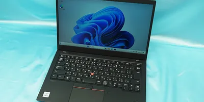 「ThinkPad X1 Carbon 8th Gen」が59,800円！Core i7-10510...