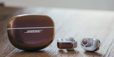 耳を塞がないイヤフォン、BoseのUltra Open Earbudsが、たぶん今、底値にある気がす...