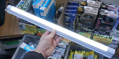 USB充電式のLEDバーライトが1,100円から、サイズは3種類
