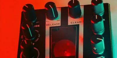 オレの音は毎秒450回転。物理モーター内蔵のエフェクター爆誕！