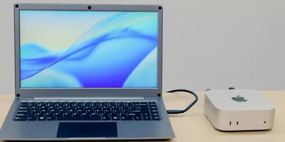 ラズパイやMac miniとの外出、キーボード内蔵モニターでラクになるよ
