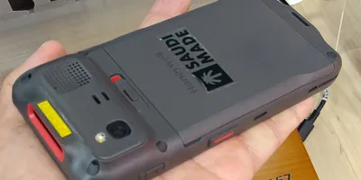 「メイド・イン・サウジ」中東で作られたタフスマホをドバイで発見！