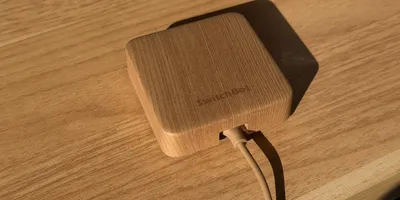 ベッドから一歩も動かず家電オフ。SwitchBotのハブミニでスマートホーム化