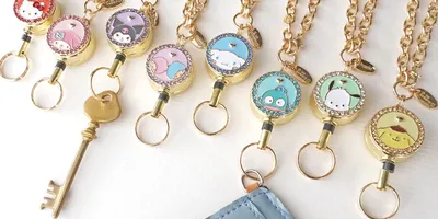 「サンリオ」大人世代の心をくすぐる♪ キティやシナモン、クロミの便利ポーチ、リール式キーホルダー、ル...