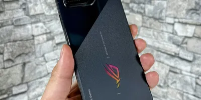 Snapdragon 8 Gen 3 × 165Hzの本格仕様の「ROG Phone 8 Pro」が...