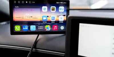 QLED搭載Androidポータブルナビ ATOTO P9レビュー