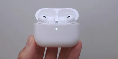 実機を触ってわかった！ AirPods Pro 3の装着感とノイキャンがもたらす没入体験はイヤホン好...