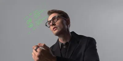 カメラ・スピーカーなしのスマートグラス。注目は別売りのスマートリング