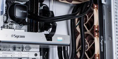 これが100万円超PCの性能だ！水冷RTX 5090を搭載するデュアル水冷ゲーミングPCを検証