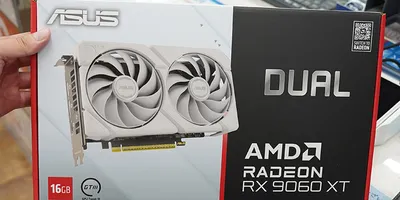 ASUSの白いRadeon RX 9060 XT 16GBが発売、ドスパラ限定モデル
